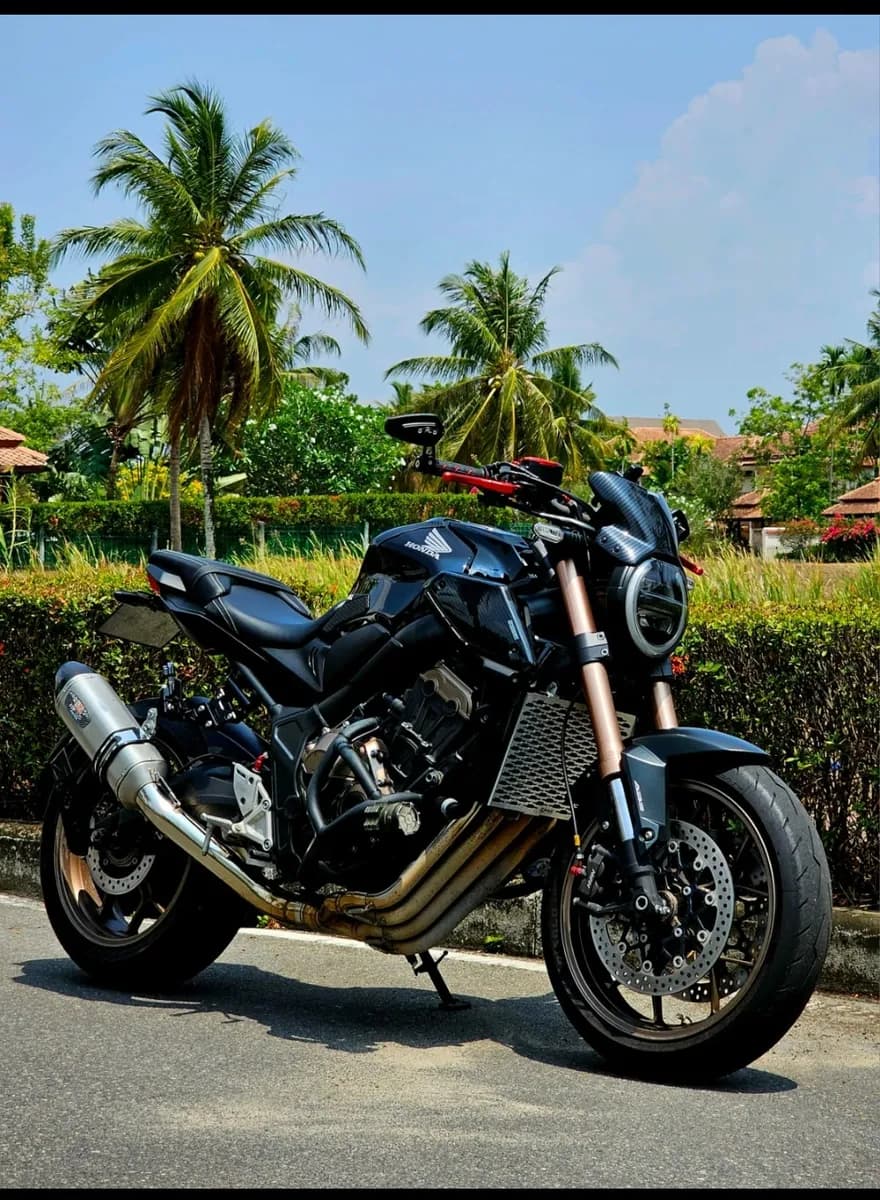 Honda CBR650R (8209) scooter