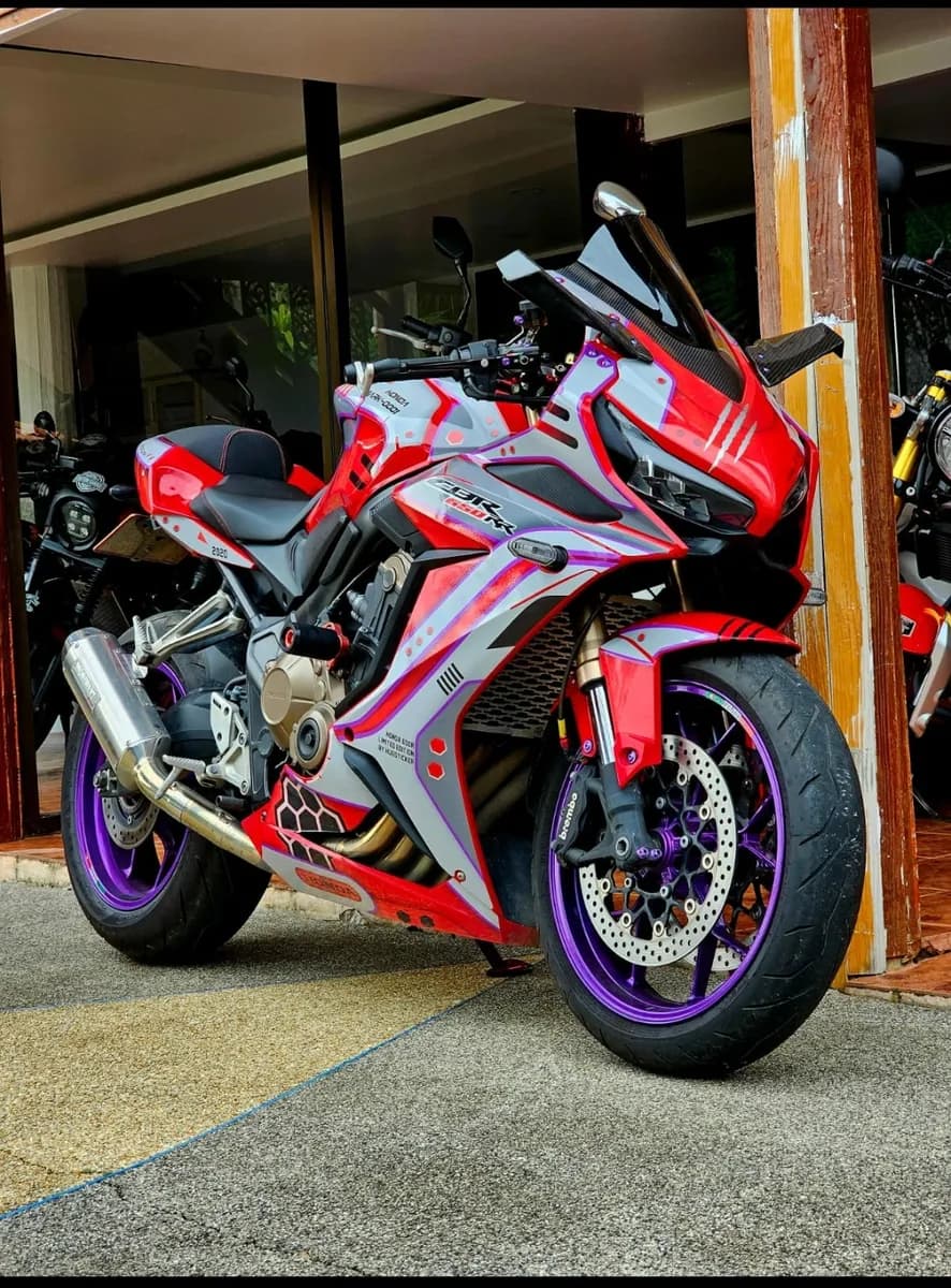 HONDA CBR 650RR (715) scooter