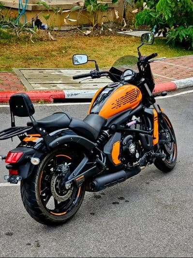 KAWASAKI VULKAN S 650 ORANGE (6907) scooter