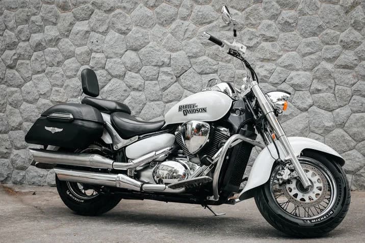 SUZUKI BOULEVARD 900 GT (8459) scooter