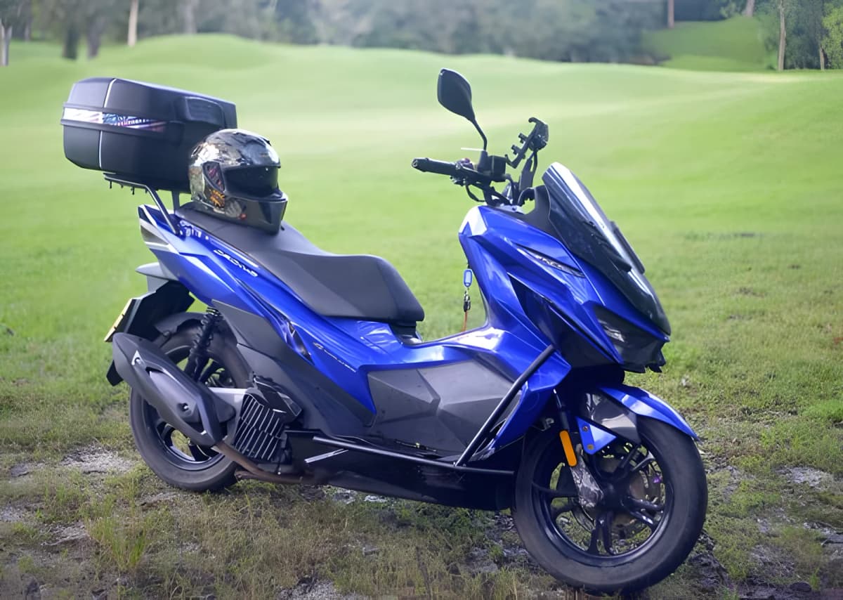 Unknown 150сс 2023 scooter