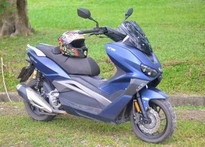 GT 270 +abs scooter